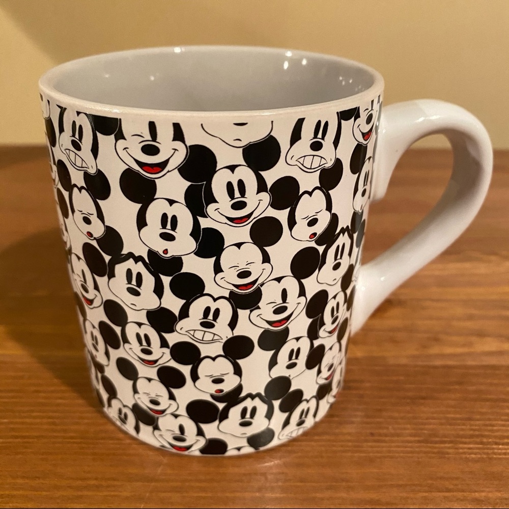 Disney All Over Mickey Mouse Faces Mug Brand New